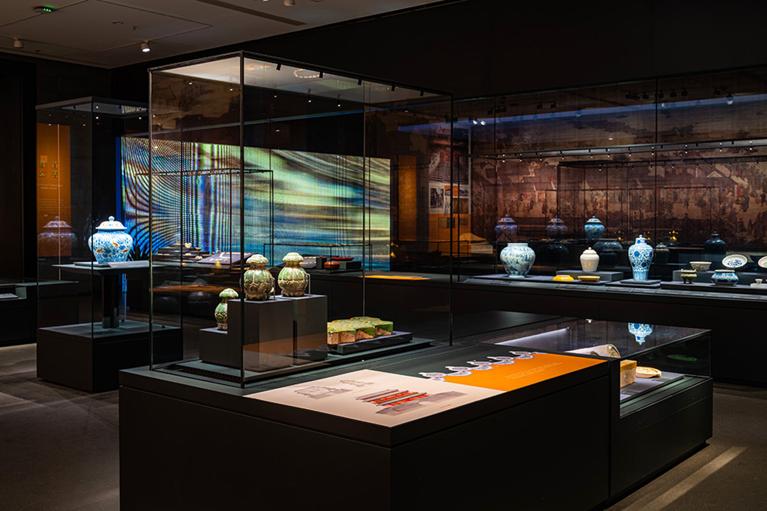 博物館展柜玻璃：藏品守護(hù)與視覺(jué)表達(dá)的雙重內(nèi)核